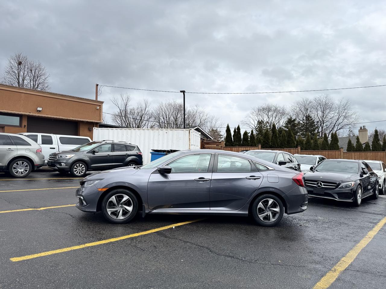 2020 Honda Civic Sedan LOW KMS Photo