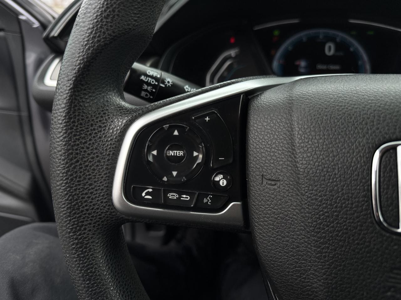 2020 Honda Civic Sedan LOW KMS Photo