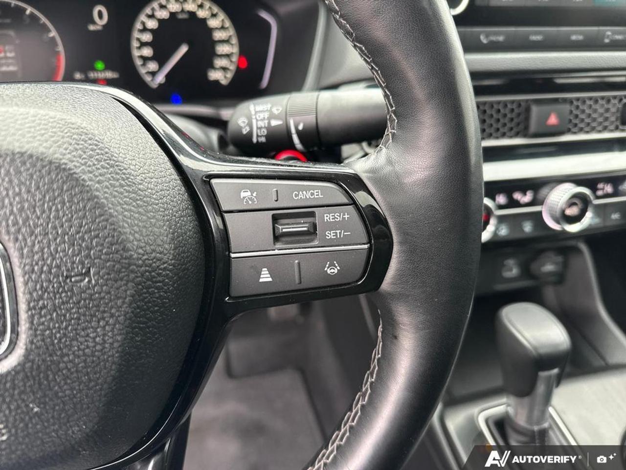 2024 Honda Civic Sedan EX CVT   SUNROOF   NO CLAIMS   ONE OWNER   CARPLAY Photo