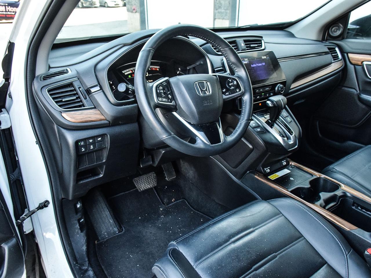 2022 Honda CR-V Touring Photo