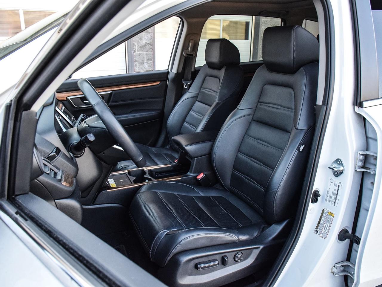 2022 Honda CR-V Touring Photo