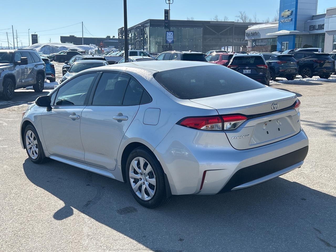 2020 Toyota Corolla LE   LOW KM   ONE OWNER Photo2