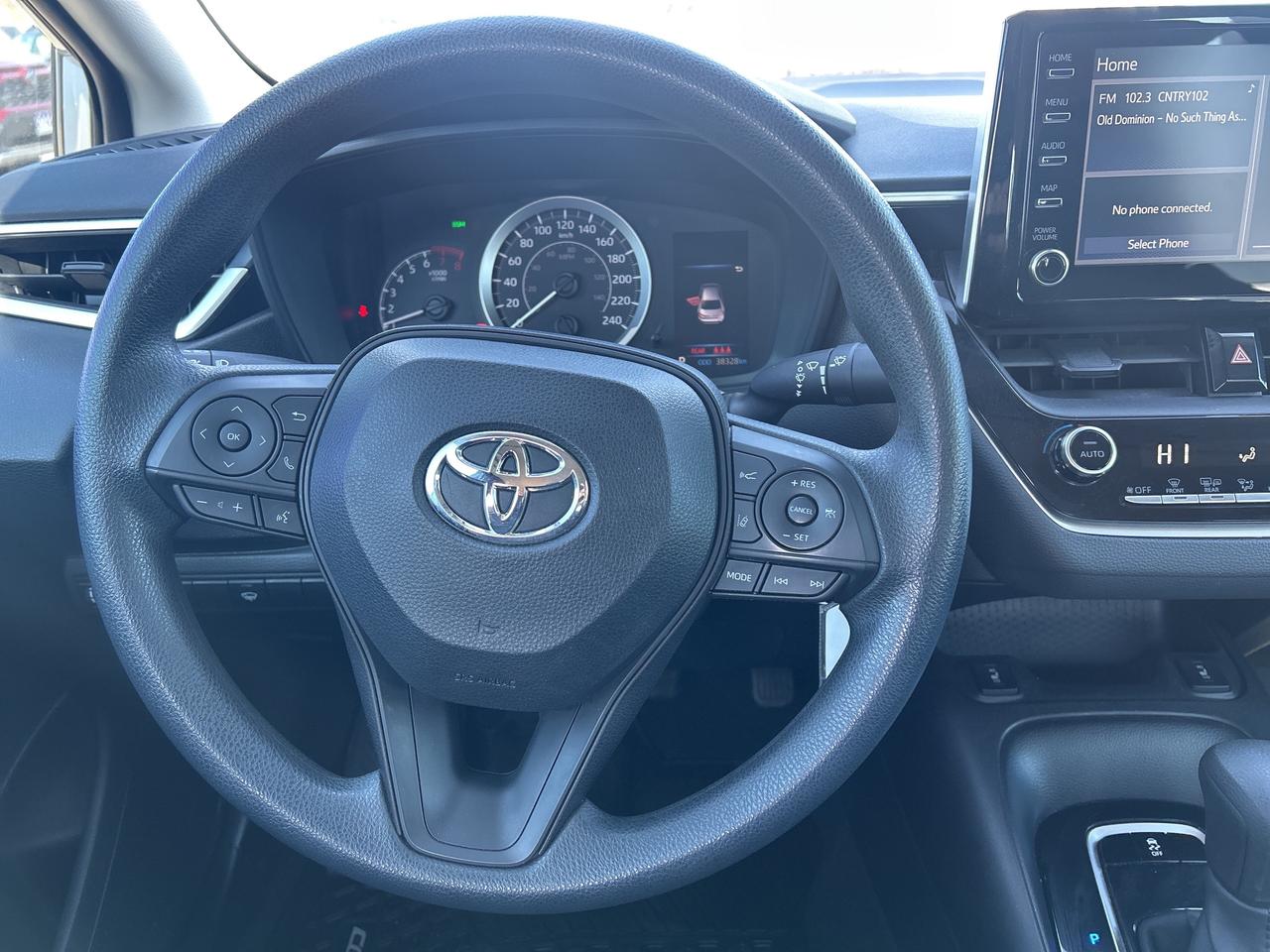 2020 Toyota Corolla LE   LOW KM   ONE OWNER Photo