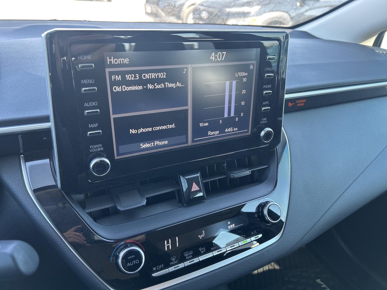 2020 Toyota Corolla LE   LOW KM   ONE OWNER Photo