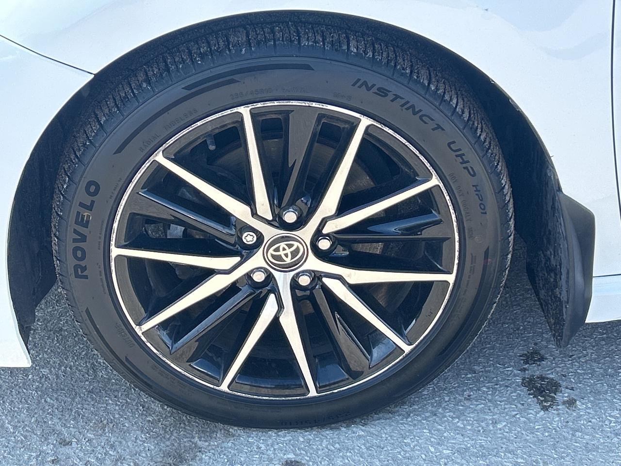 2023 Toyota Camry HYBRID SE Photo