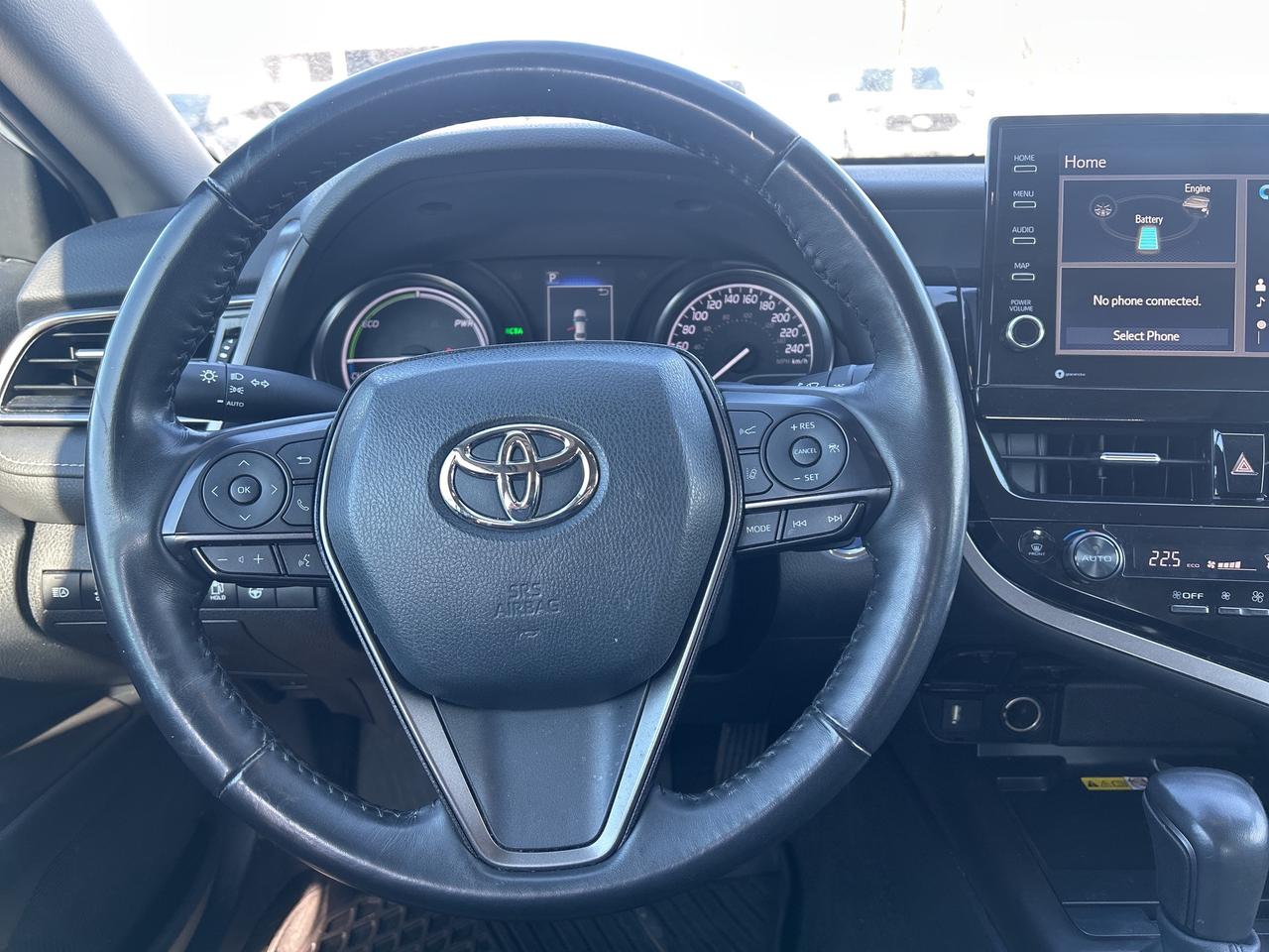 2023 Toyota Camry HYBRID SE Photo
