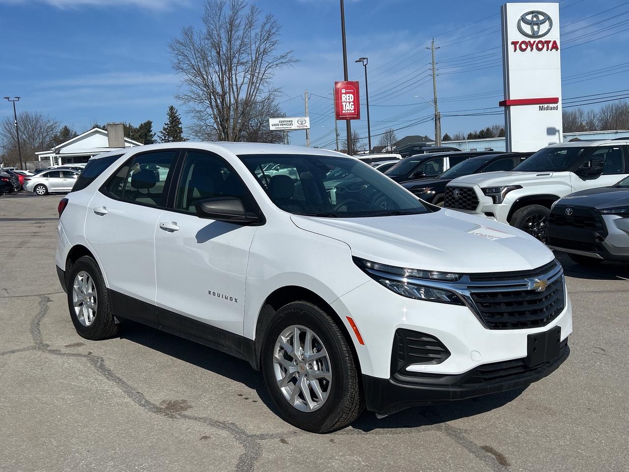 2024 Chevrolet Equinox LS   No Reported Accidents Photo