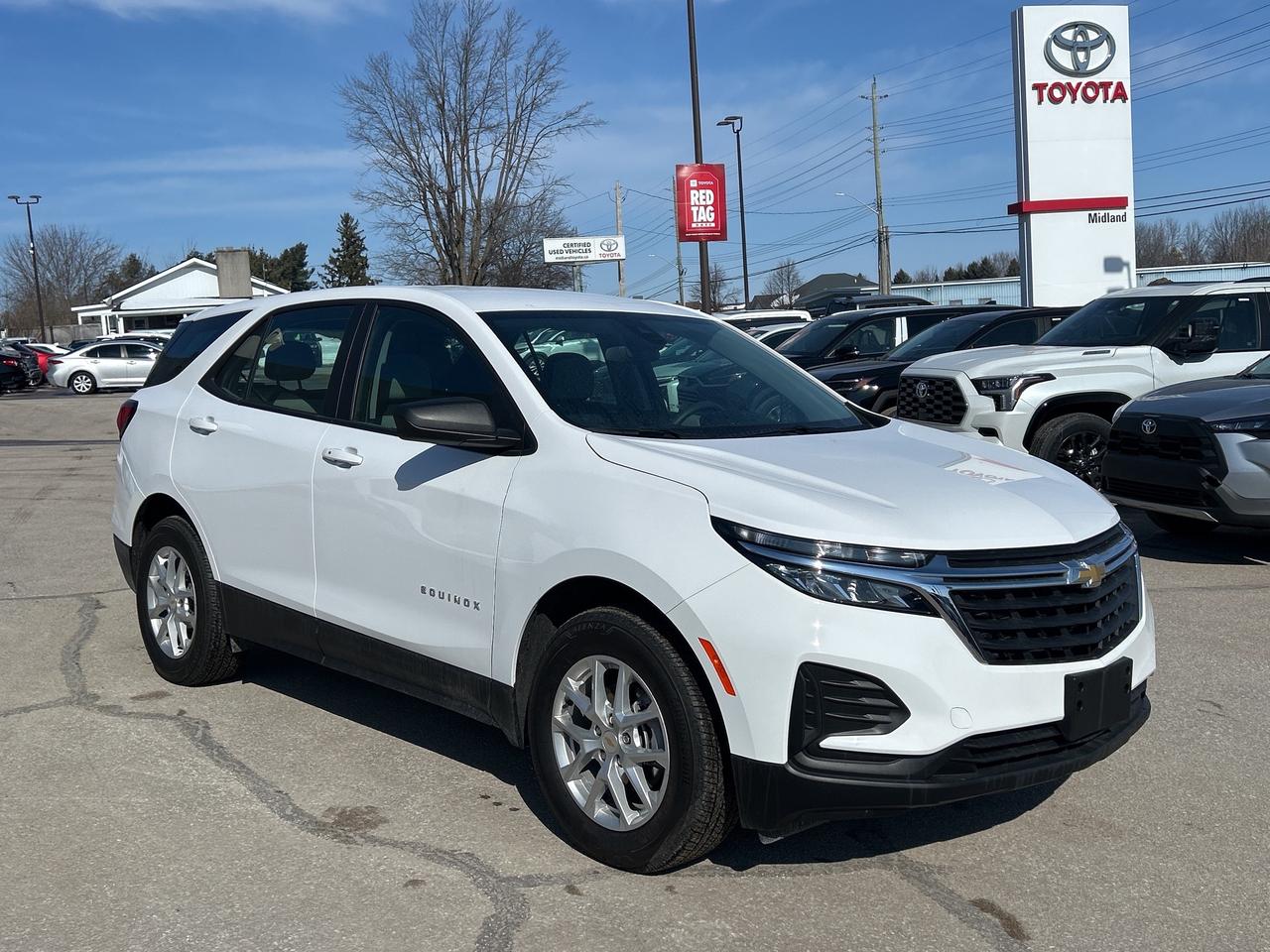 2024 Chevrolet Equinox LS   No Reported Accidents Photo