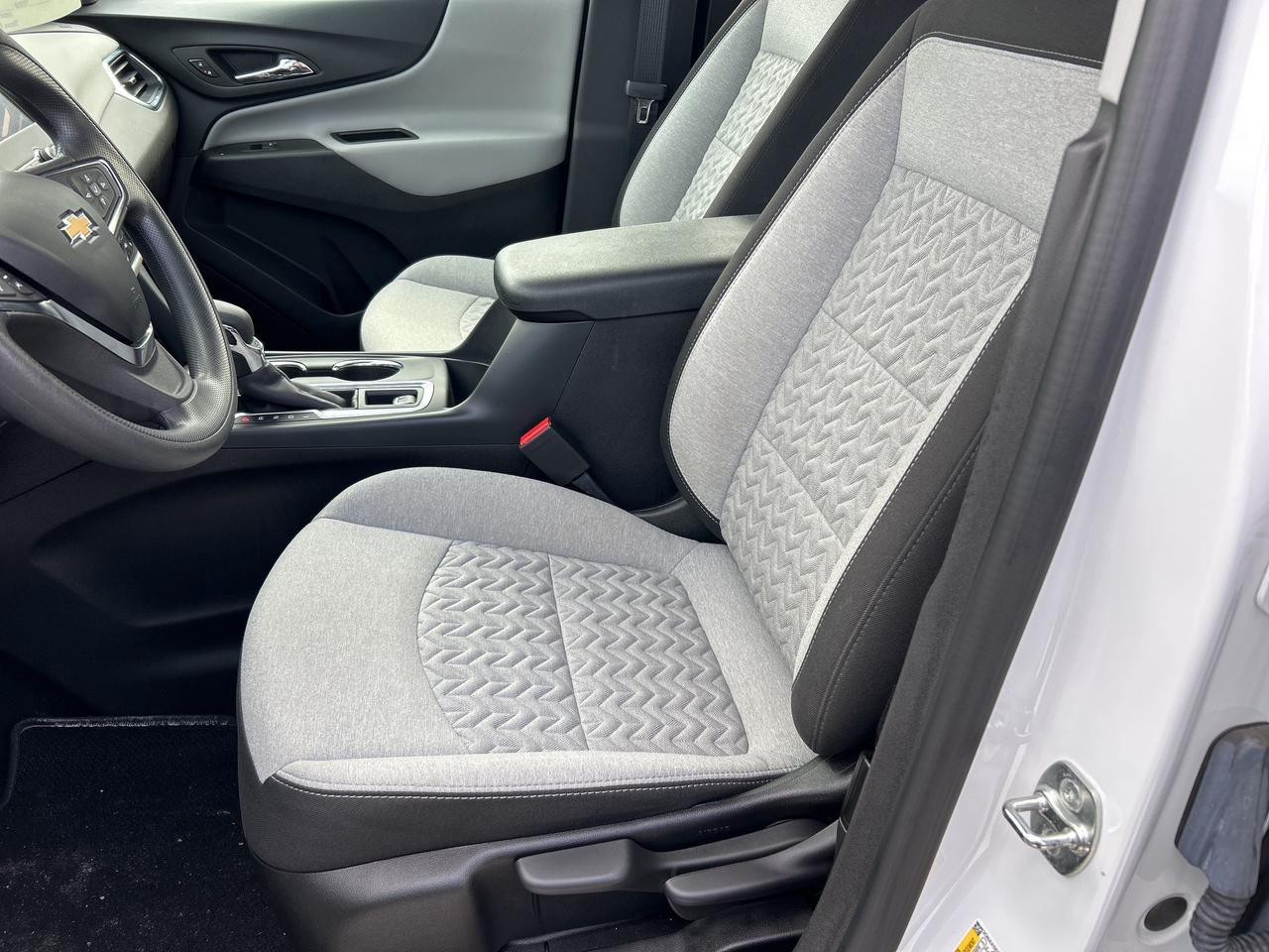 2024 Chevrolet Equinox LS   No Reported Accidents Photo