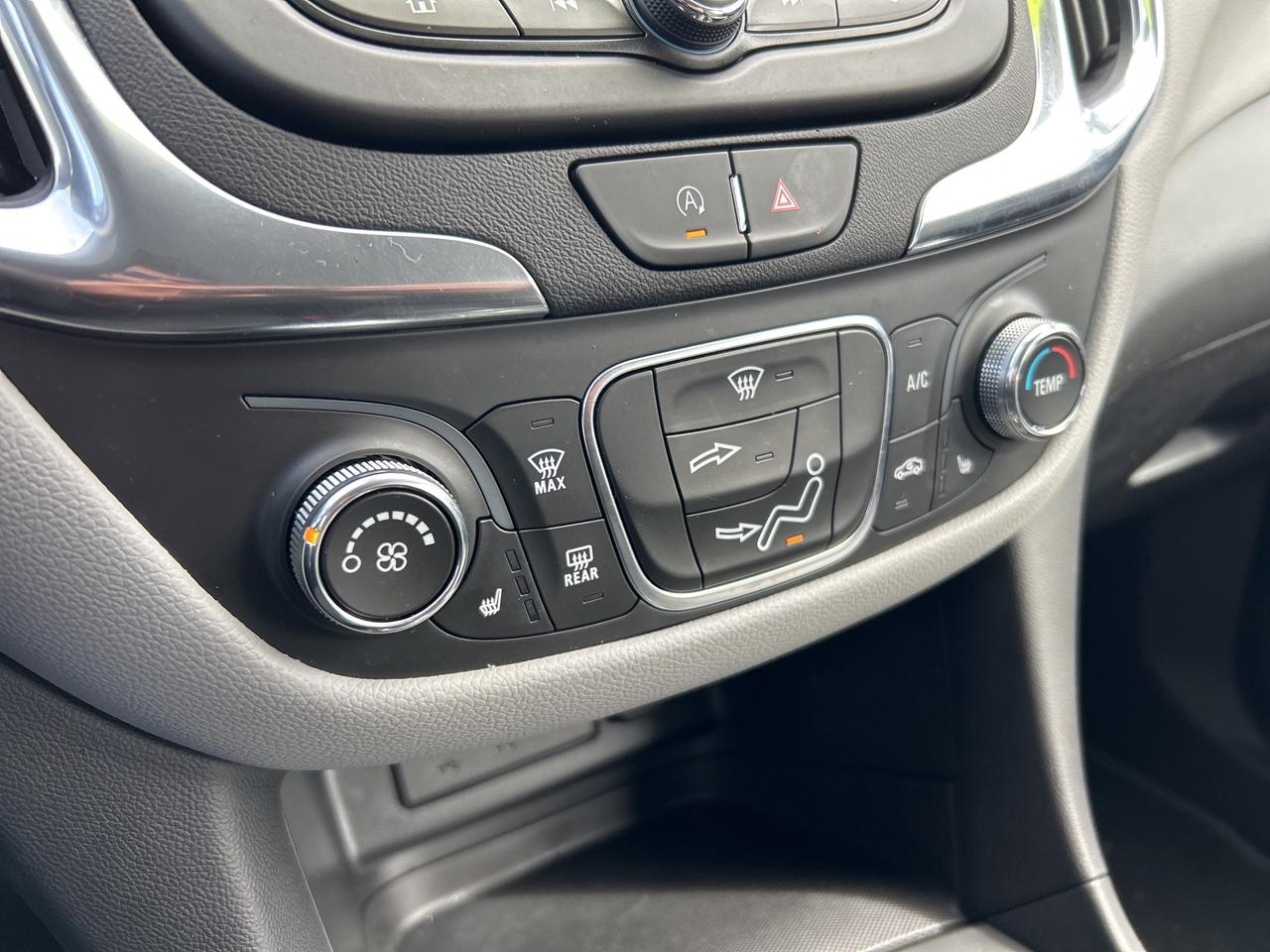 2024 Chevrolet Equinox LS   No Reported Accidents Photo