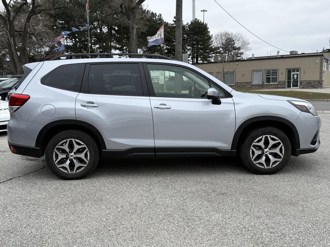 2022 Subaru Forester NO ACCIDENTS l Subaru Warranty l Conv Pkg l AWD Photo