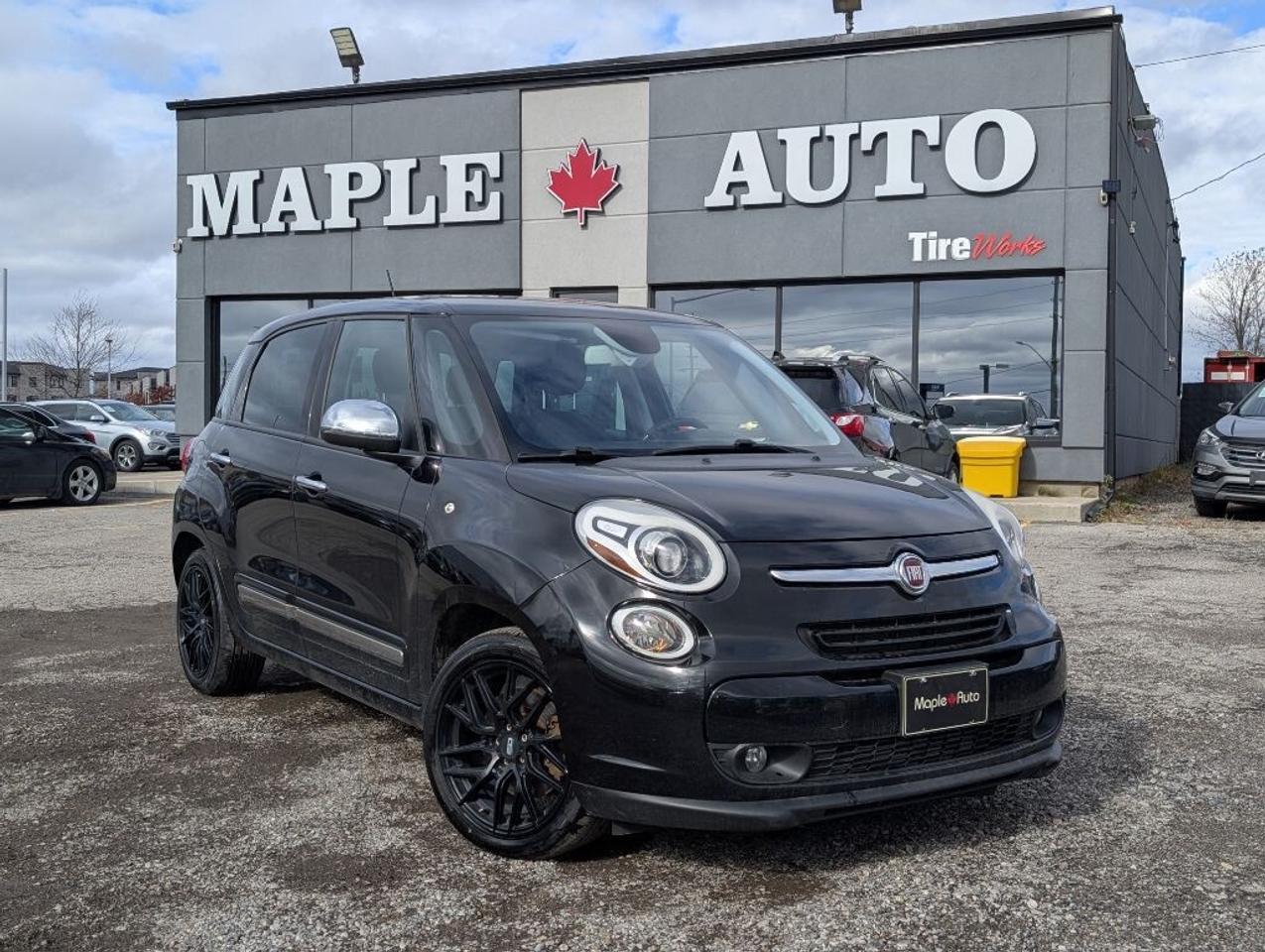 2015 Fiat 500L Lounge   NAV   LEATHER   PANOROOF   CAMERA Photo0