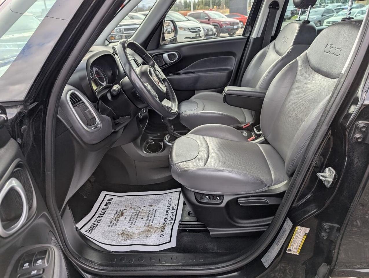 2015 Fiat 500L Lounge   NAV   LEATHER   PANOROOF   CAMERA Photo