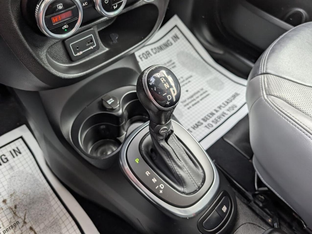 2015 Fiat 500L Lounge   NAV   LEATHER   PANOROOF   CAMERA Photo