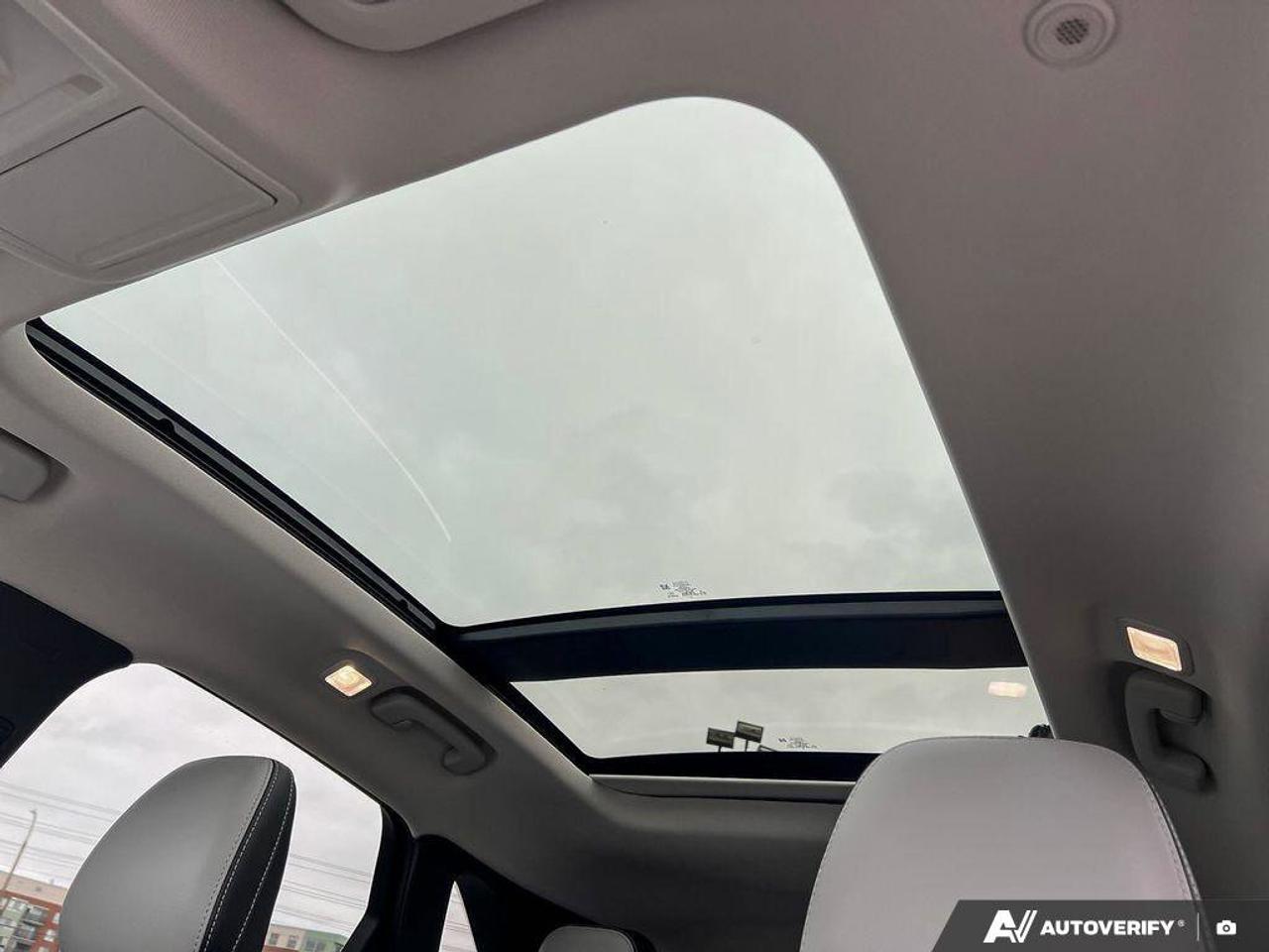 2025 Ford Escape PHEV   DEMO   HTD STEER WHEEL   FWD Photo