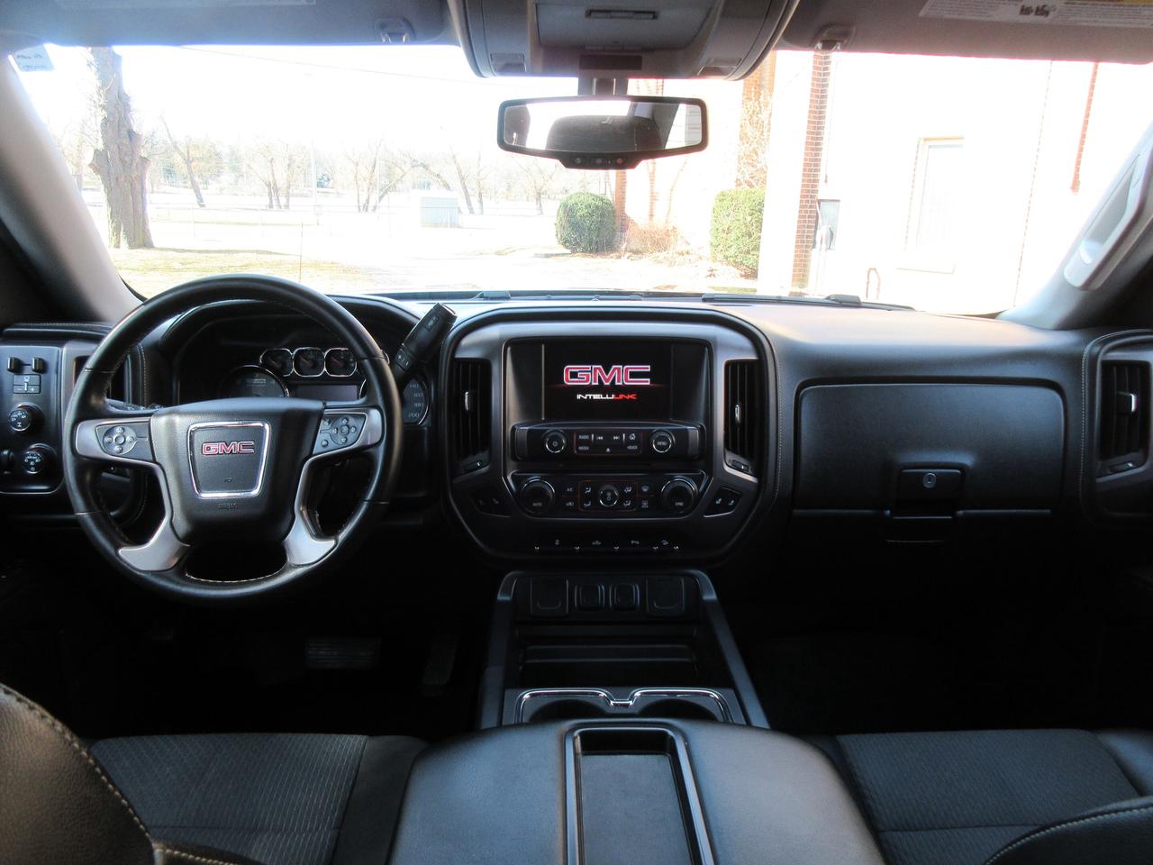 2015 GMC Sierra 1500 4WD Crew Cab 143.5" SLE All Terrain Photo