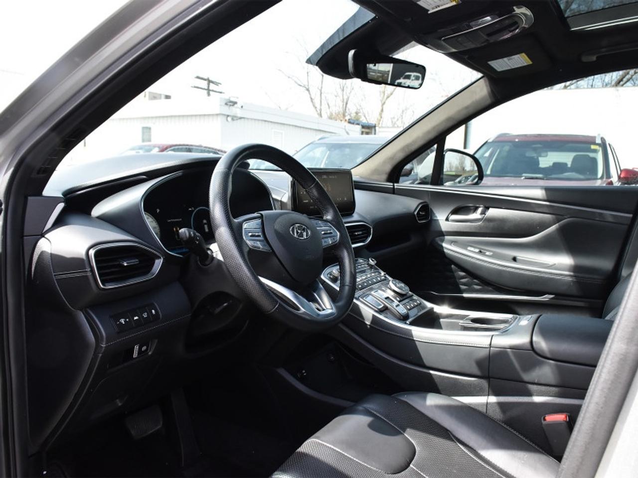 2022 Hyundai Santa Fe Ultimate Calligraphy AWD   Nappa Leather  Nav   Ro Photo
