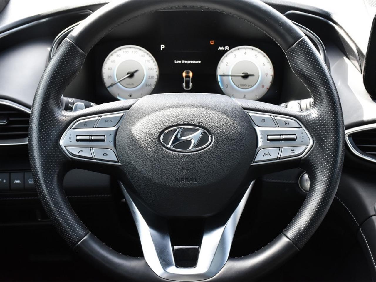 2022 Hyundai Santa Fe Ultimate Calligraphy AWD   Nappa Leather  Nav   Ro Photo