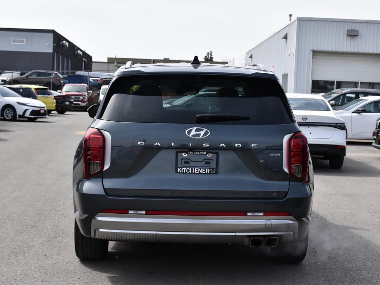 2023 Hyundai PALISADE Ultimate Calligraphy AWD-Captain Chairs  Navi  Roo Photo