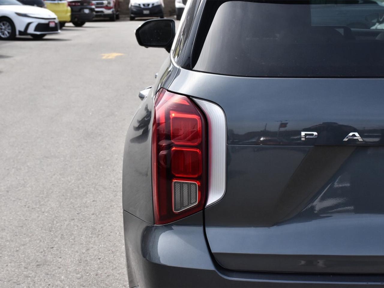 2023 Hyundai PALISADE Ultimate Calligraphy AWD-Captain Chairs  Navi  Roo Photo