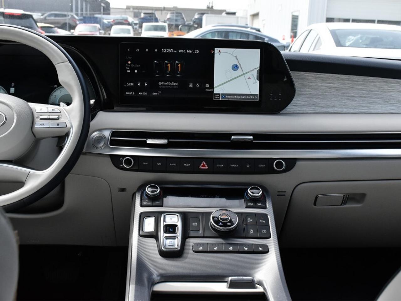 2023 Hyundai PALISADE Ultimate Calligraphy AWD-Captain Chairs  Navi  Roo Photo