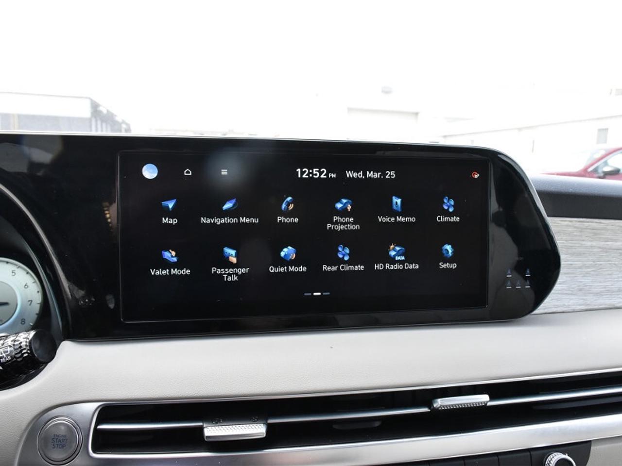 2023 Hyundai PALISADE Ultimate Calligraphy AWD-Captain Chairs  Navi  Roo Photo