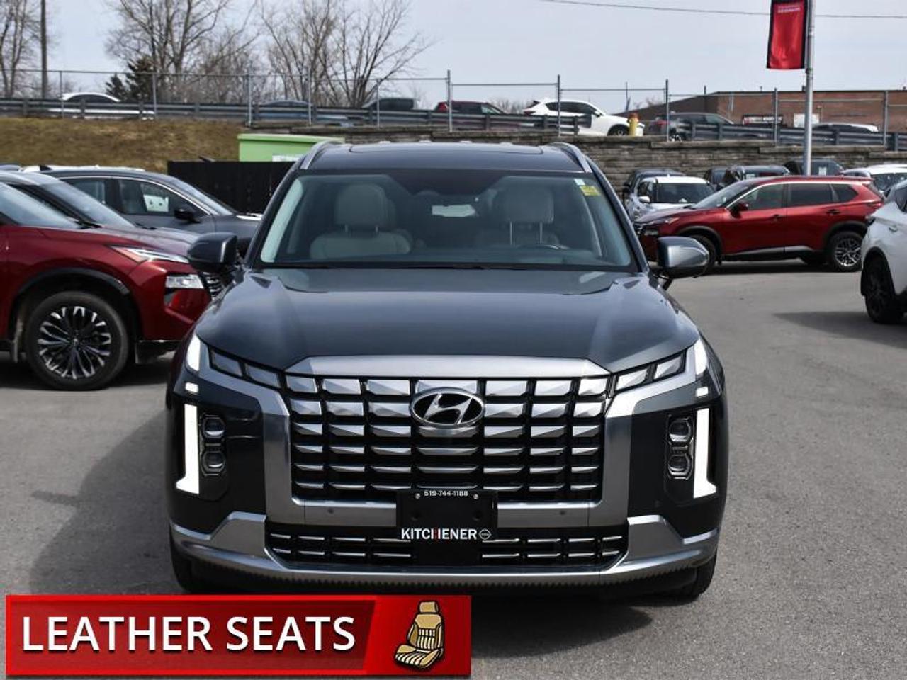 2023 Hyundai PALISADE Ultimate Calligraphy AWD-Captain Chairs  Navi  Roo Photo