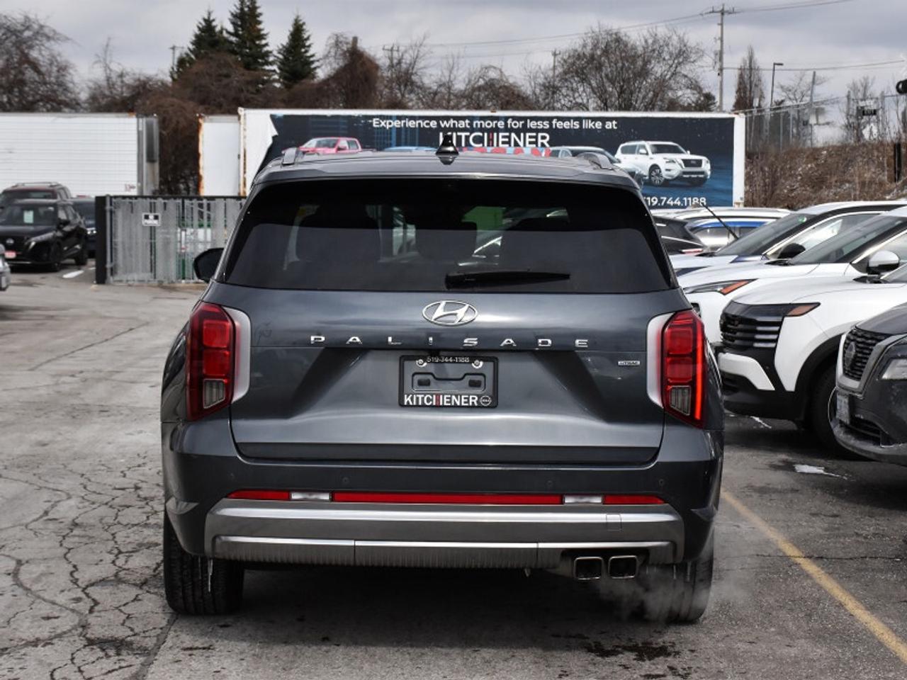 2023 Hyundai PALISADE Ultimate Calligraphy 7-Pass-Napp Leather  Captain Photo