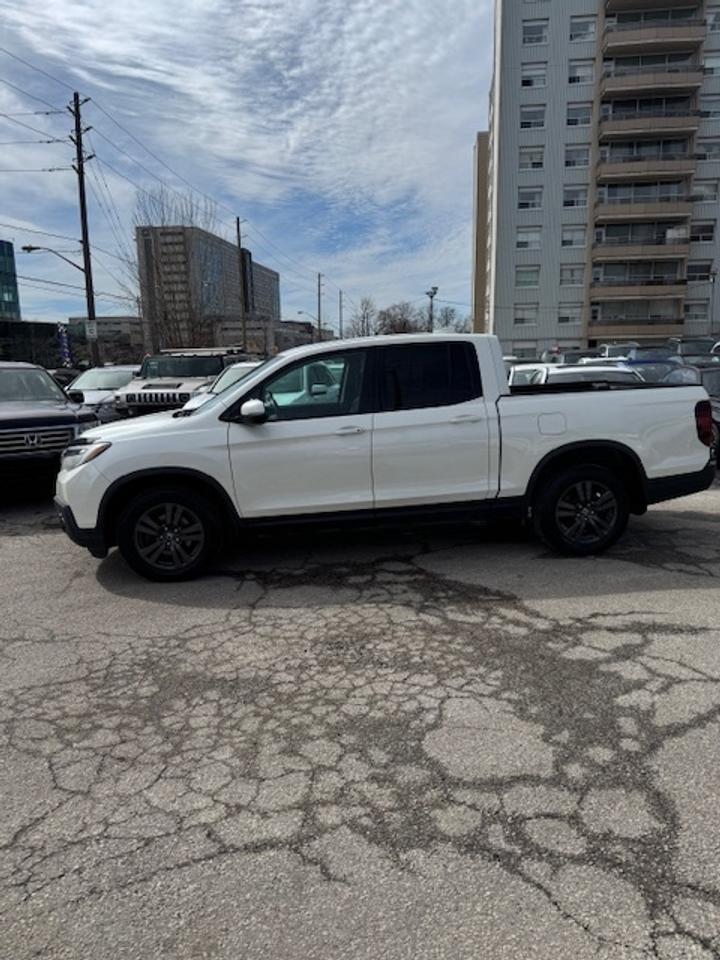 2017 Honda Ridgeline 4WD Crew CAB Sport Photo