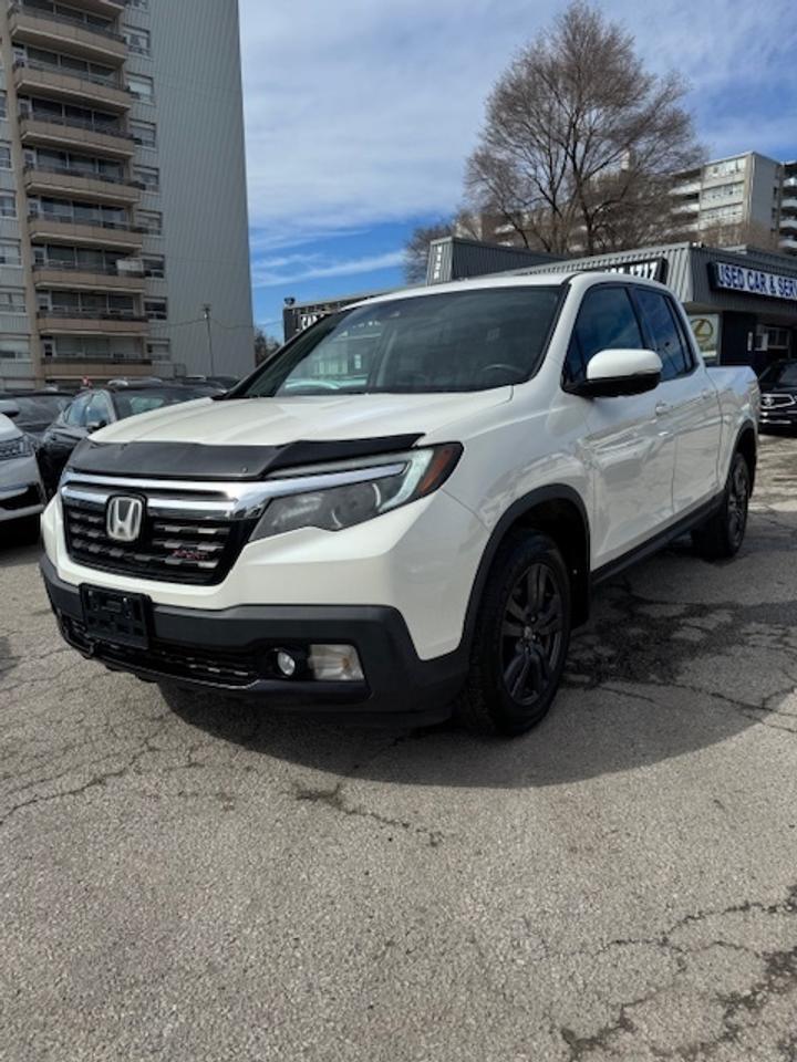 2017 Honda Ridgeline 4WD Crew CAB Sport Photo