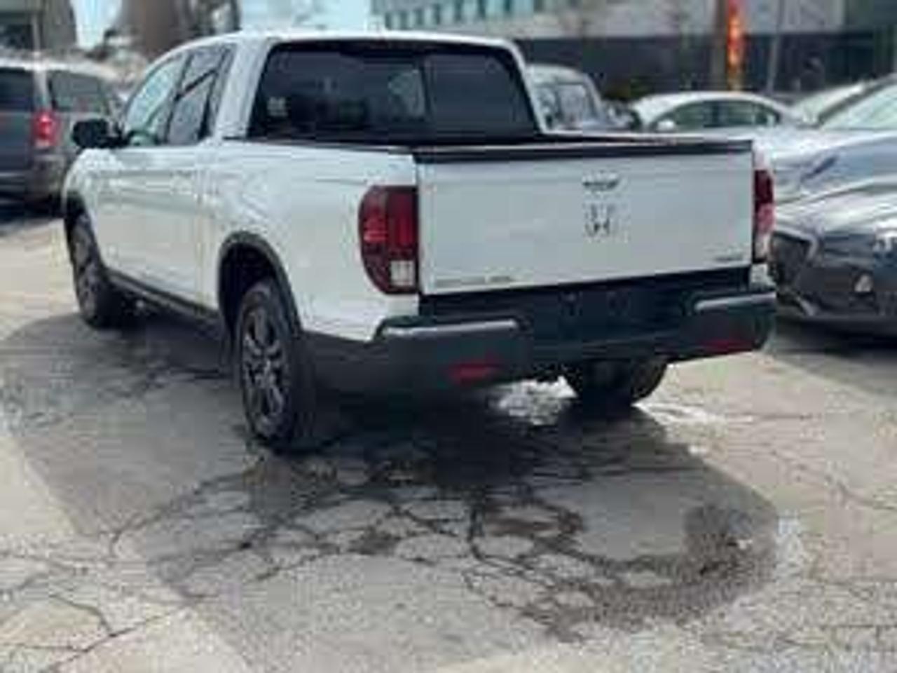 2017 Honda Ridgeline SPORT Photo