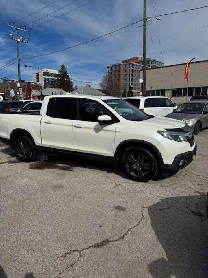 2017 Honda Ridgeline SPORT Photo