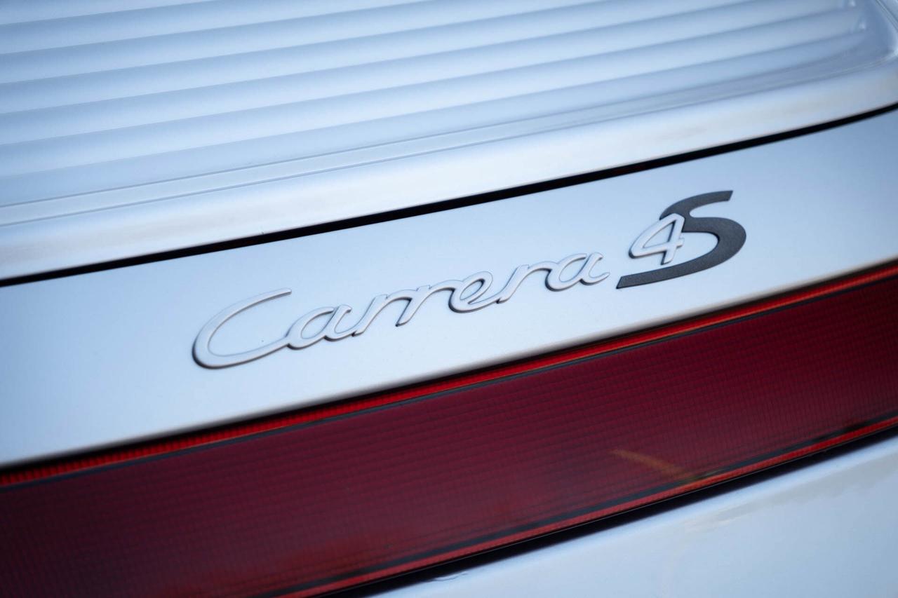 2002 Porsche 911 Carrera 4S   Coupe 6-speed manual Photo