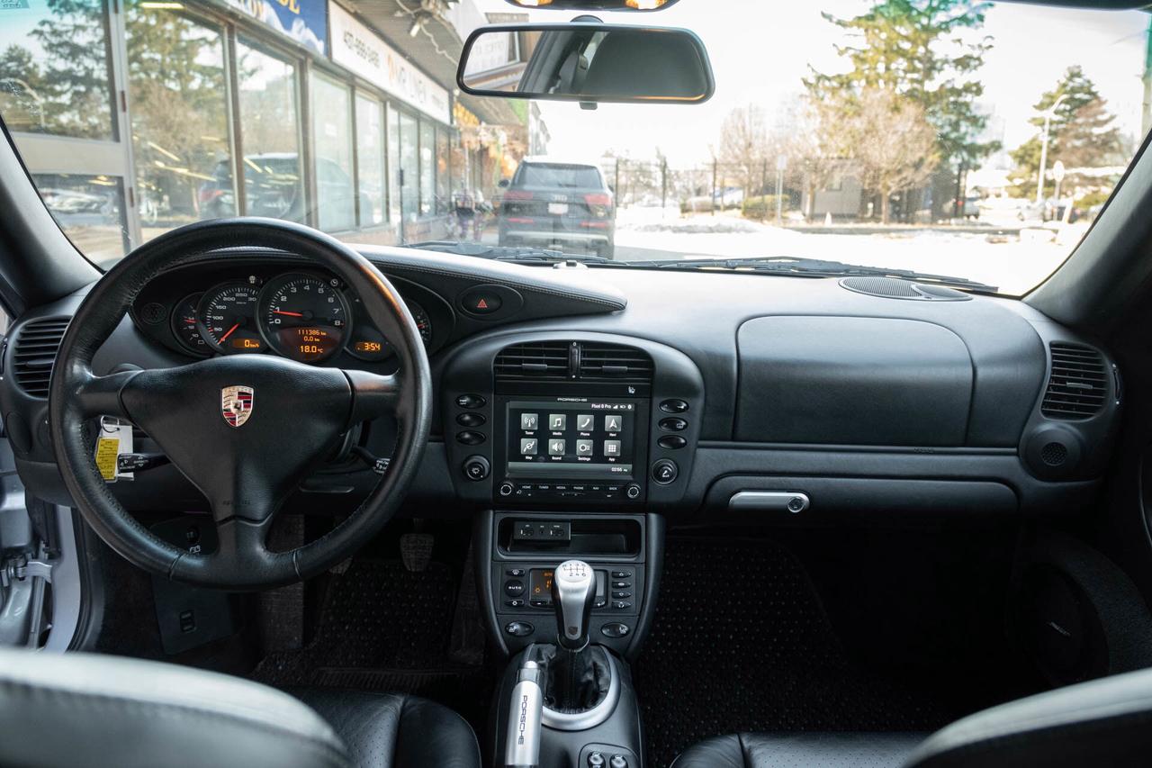 2002 Porsche 911 Carrera 4S   Coupe 6-speed manual Photo