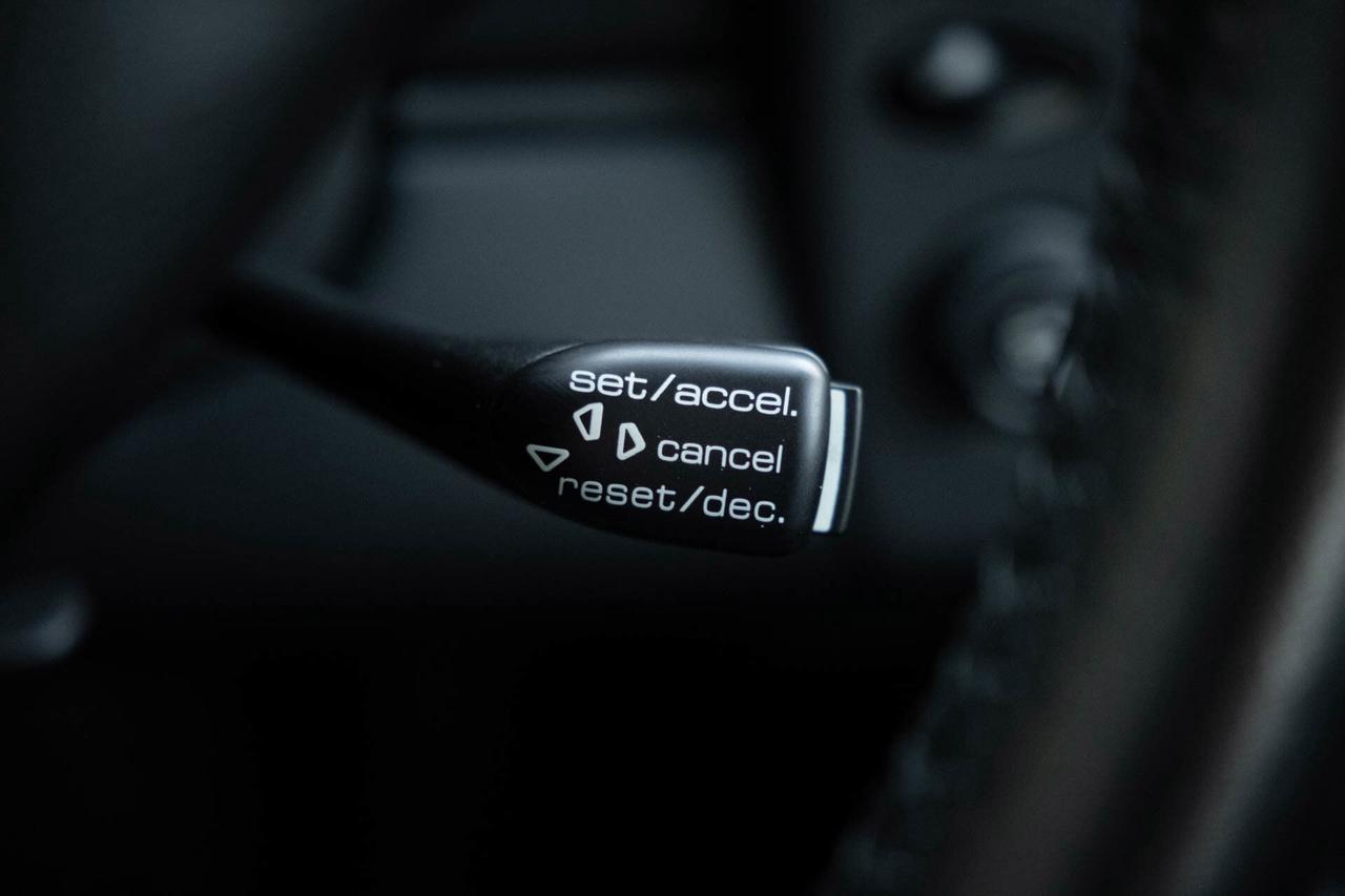 2002 Porsche 911 Carrera 4S   Coupe 6-speed manual Photo