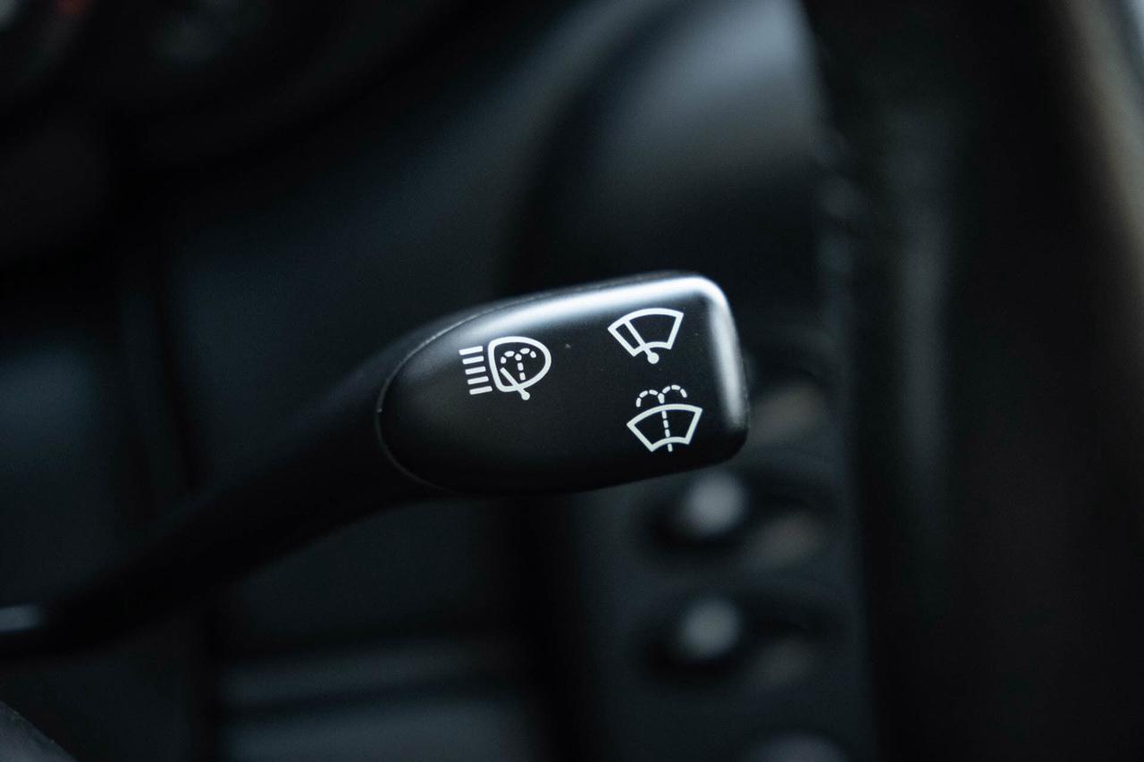 2002 Porsche 911 Carrera 4S   Coupe 6-speed manual Photo