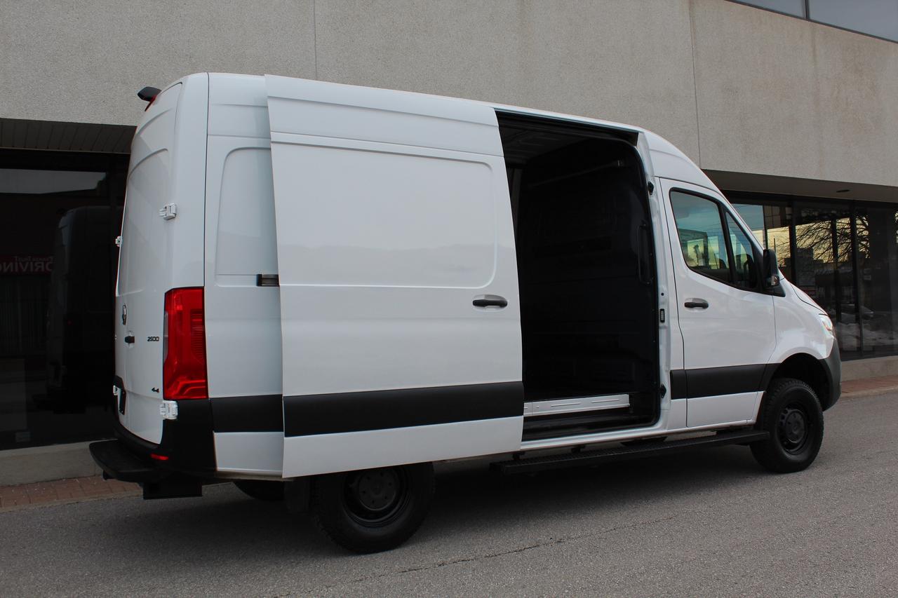 2020 Mercedes-Benz Sprinter Cargo Van 4x4" - "REAR HEATER" - "3.0L DIESEL Photo