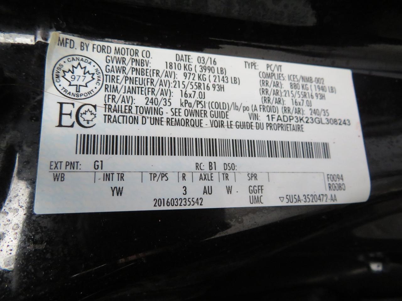 2016 Ford Focus 5DR HB SE Photo