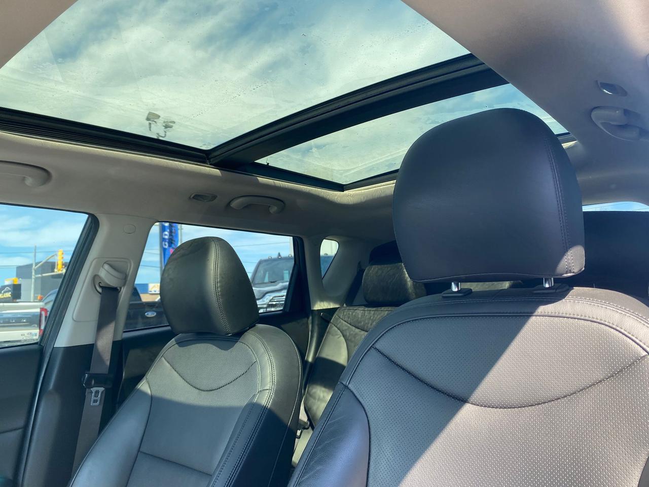 2016 Kia Soul SX ~Nav ~Moonroof ~Heated Leather ~Bluetooth ~Cam Photo