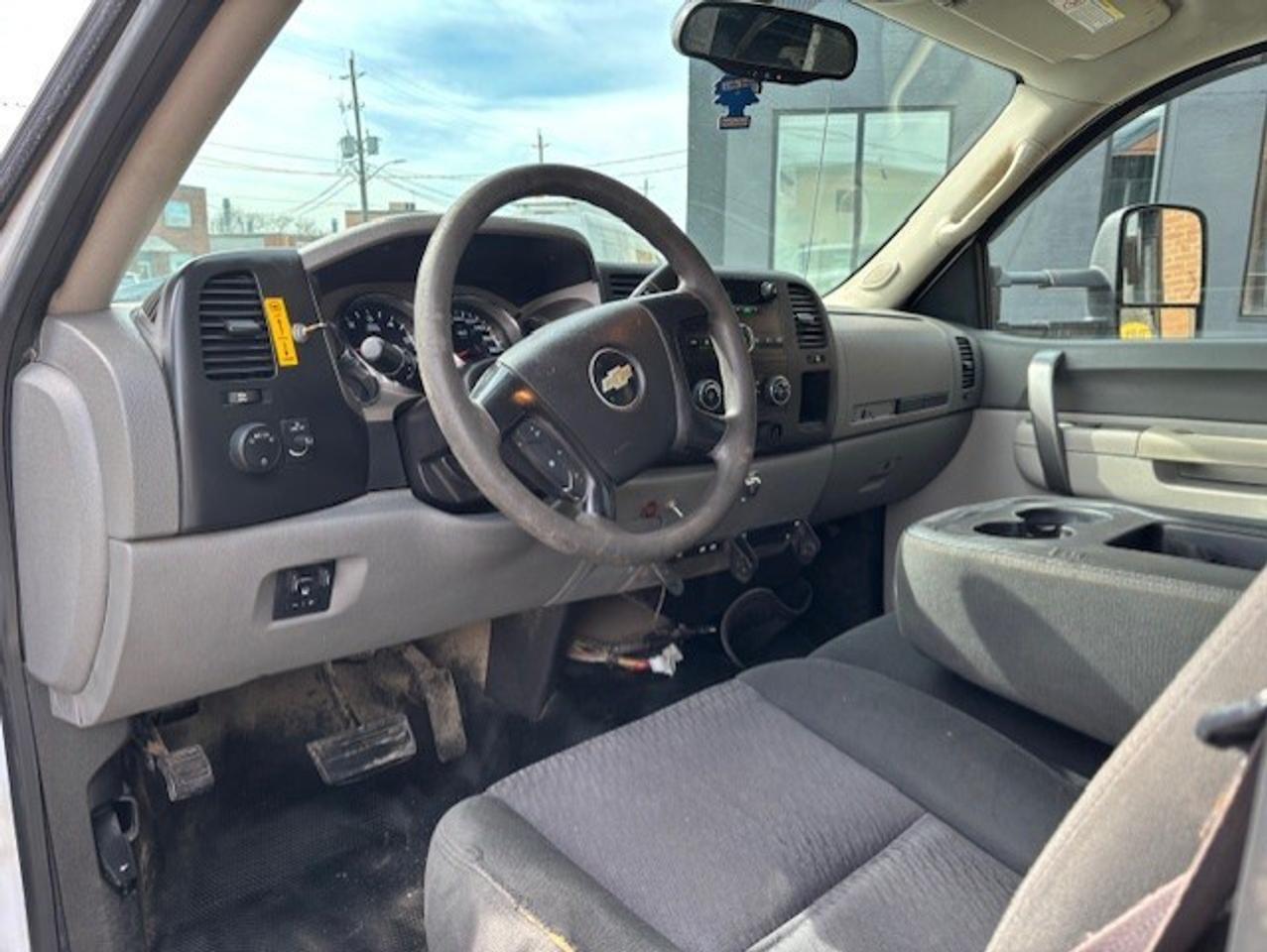 2012 Chevrolet Silverado 3500HD REGULAR CAB 9.5 FOOT DEL DUMP BOX-NEW TIRES-BRAKES Photo