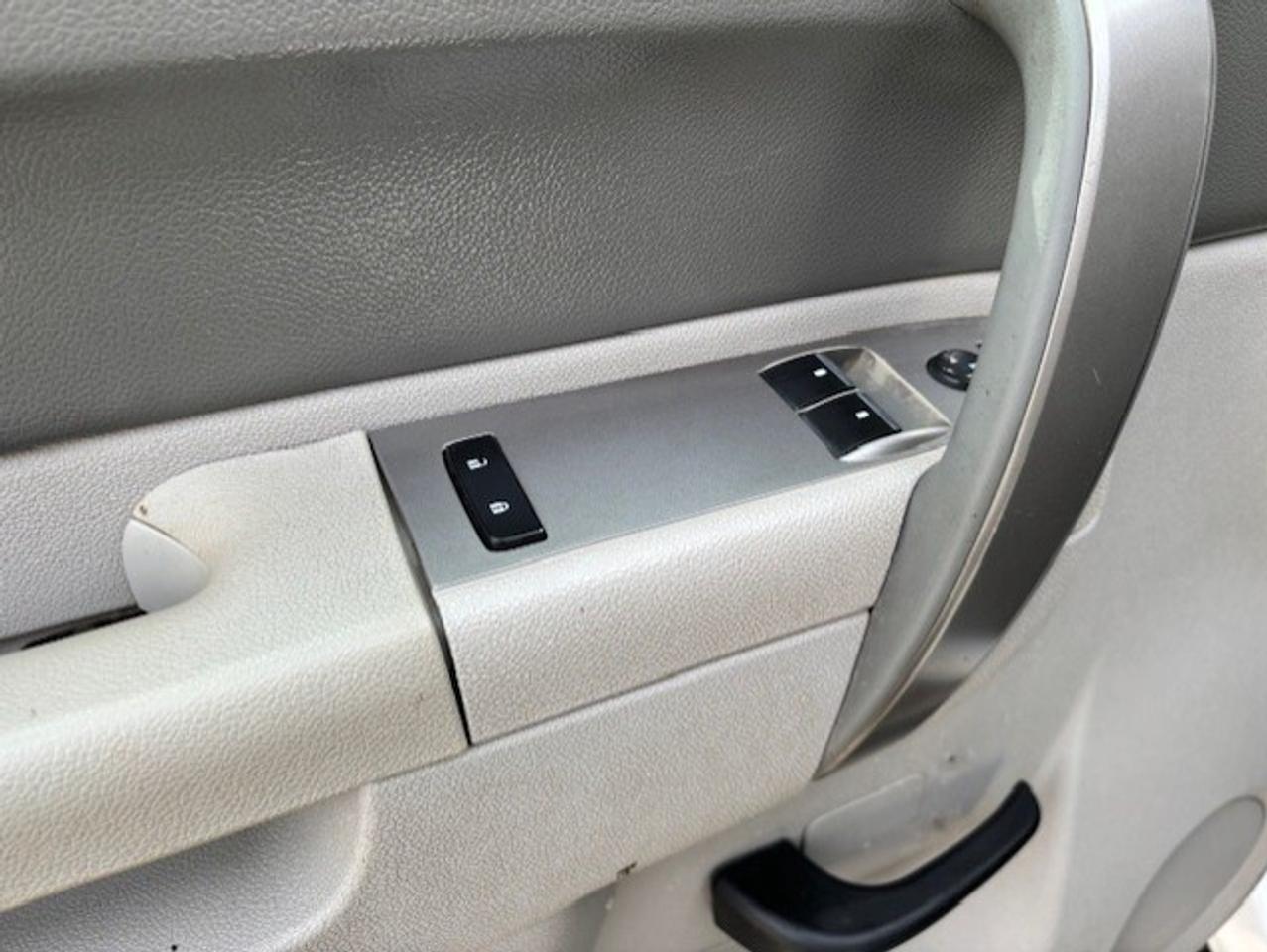 2012 Chevrolet Silverado 3500HD REGULAR CAB 9.5 FOOT DEL DUMP BOX-NEW TIRES-BRAKES Photo