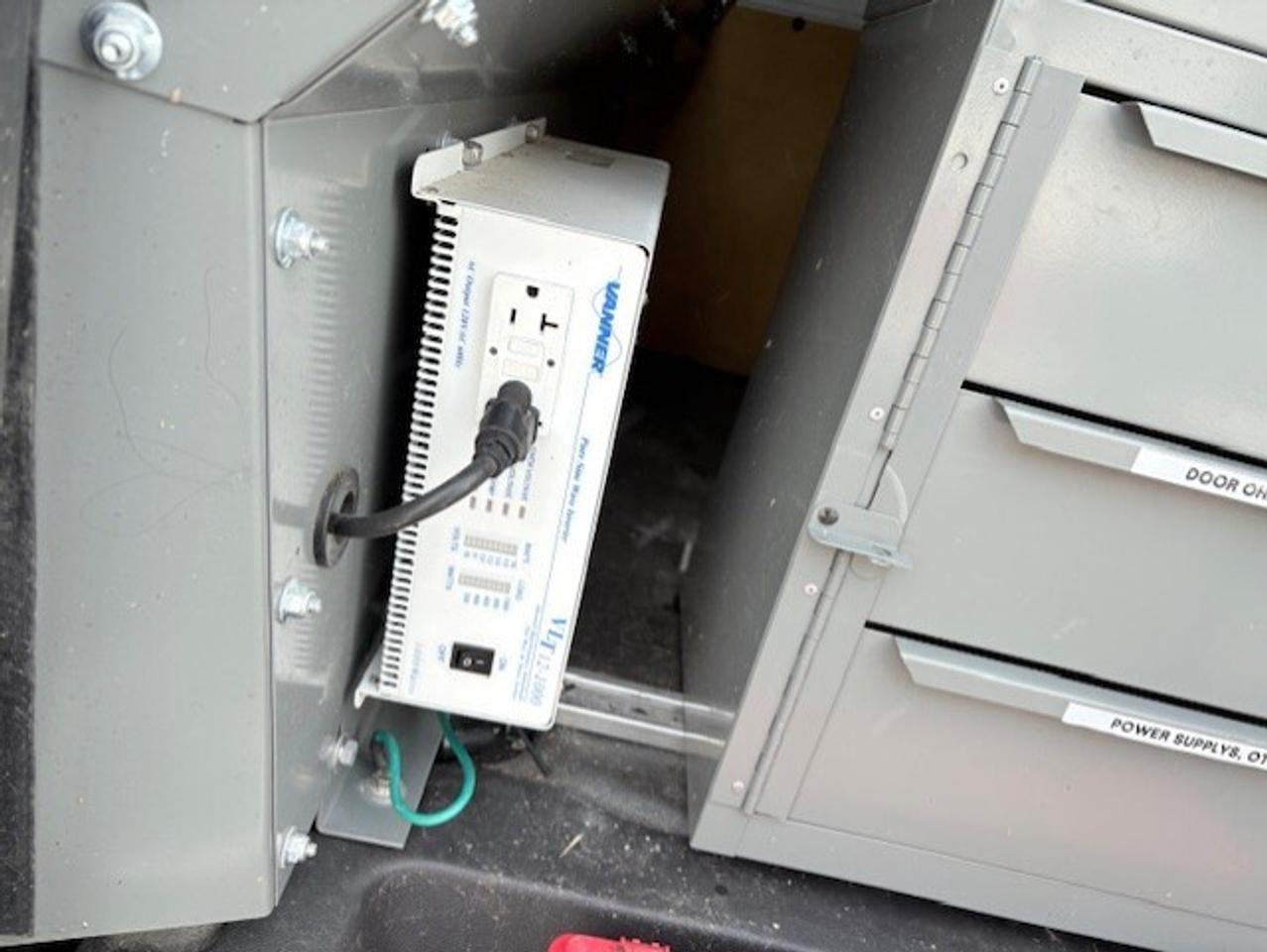 2018 Ford Transit Connect XL NO WINDOWS-SHELVES-DIVIDER-CAMERA-LADDER RACKS Photo