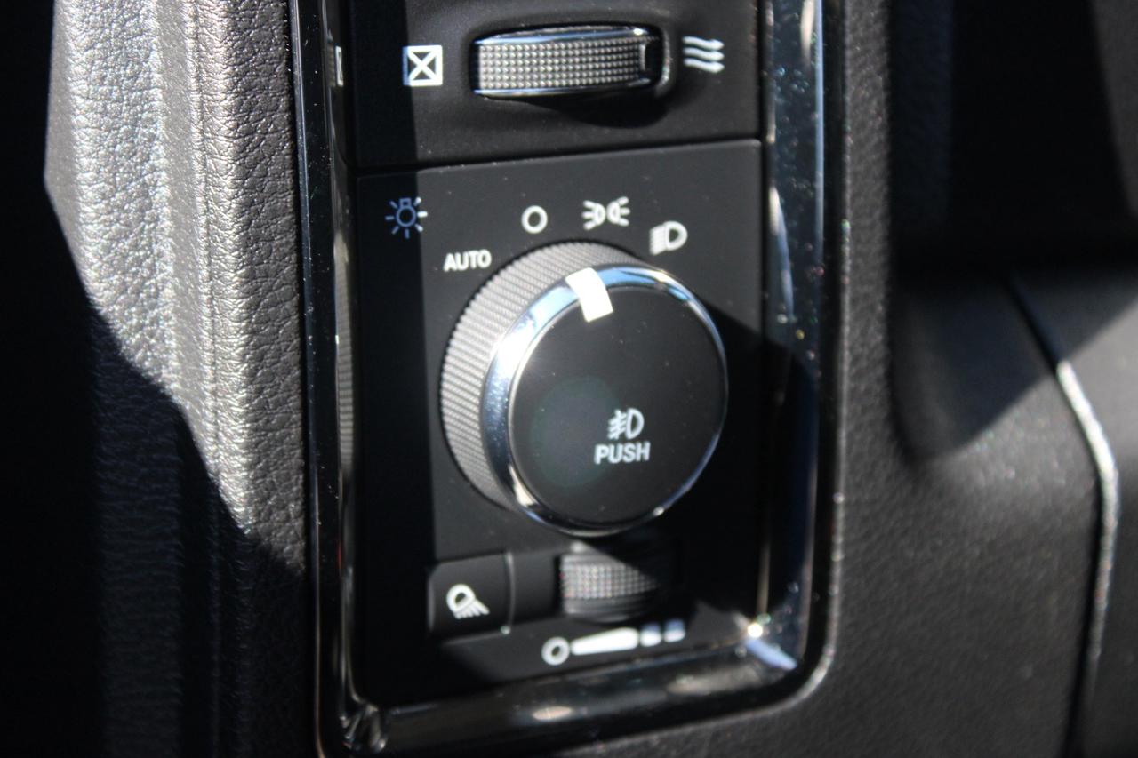 2018 RAM 1500 Sport Crew Cab 4WD Hemi Safety Included Photo