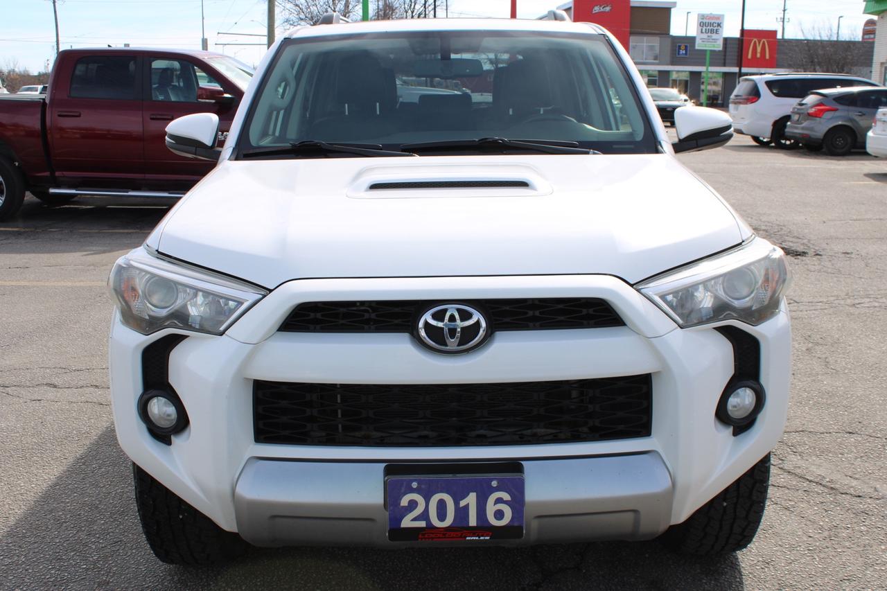 2016 Toyota 4Runner SR5 4WD SAFETY INCLUDED Photo