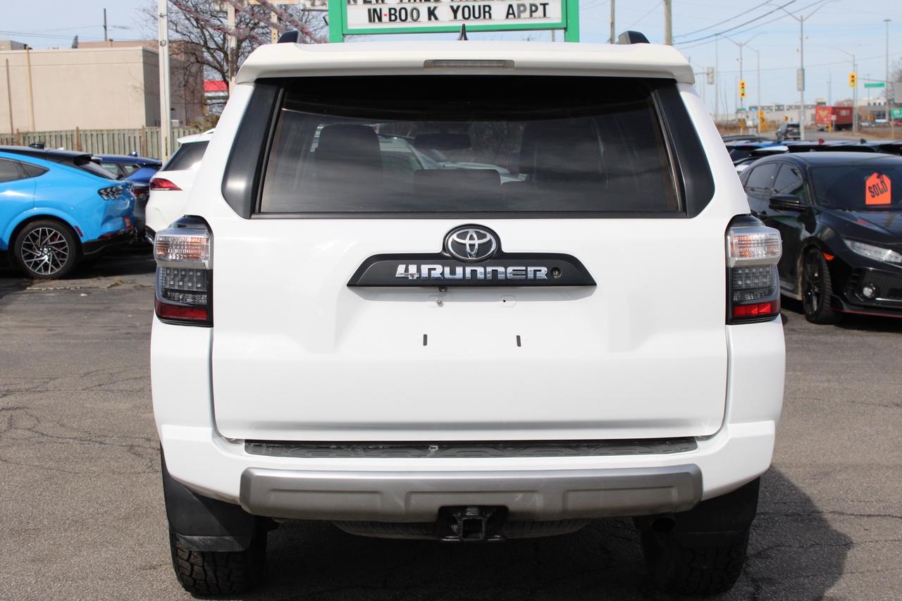 2016 Toyota 4Runner SR5 4WD SAFETY INCLUDED Photo