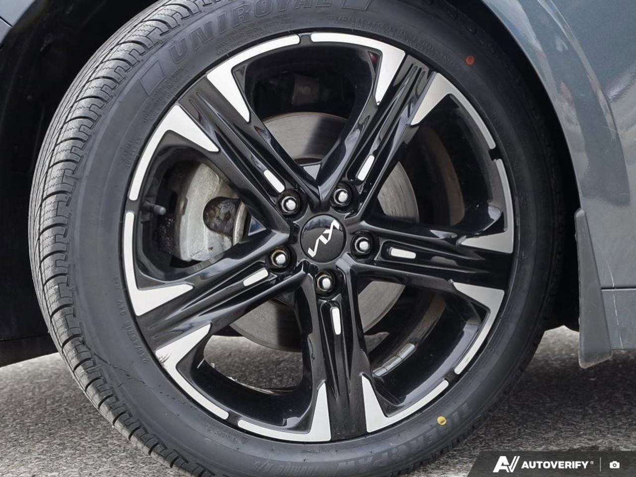 2022 Kia K5 GT-Line   AWD   Front Collision Mitigation   Leath Photo