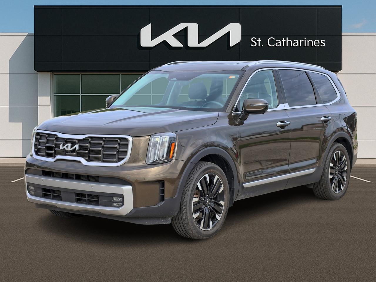 2023 Kia Telluride SX Limited   HUD   Nappa Leather   FDM Photo