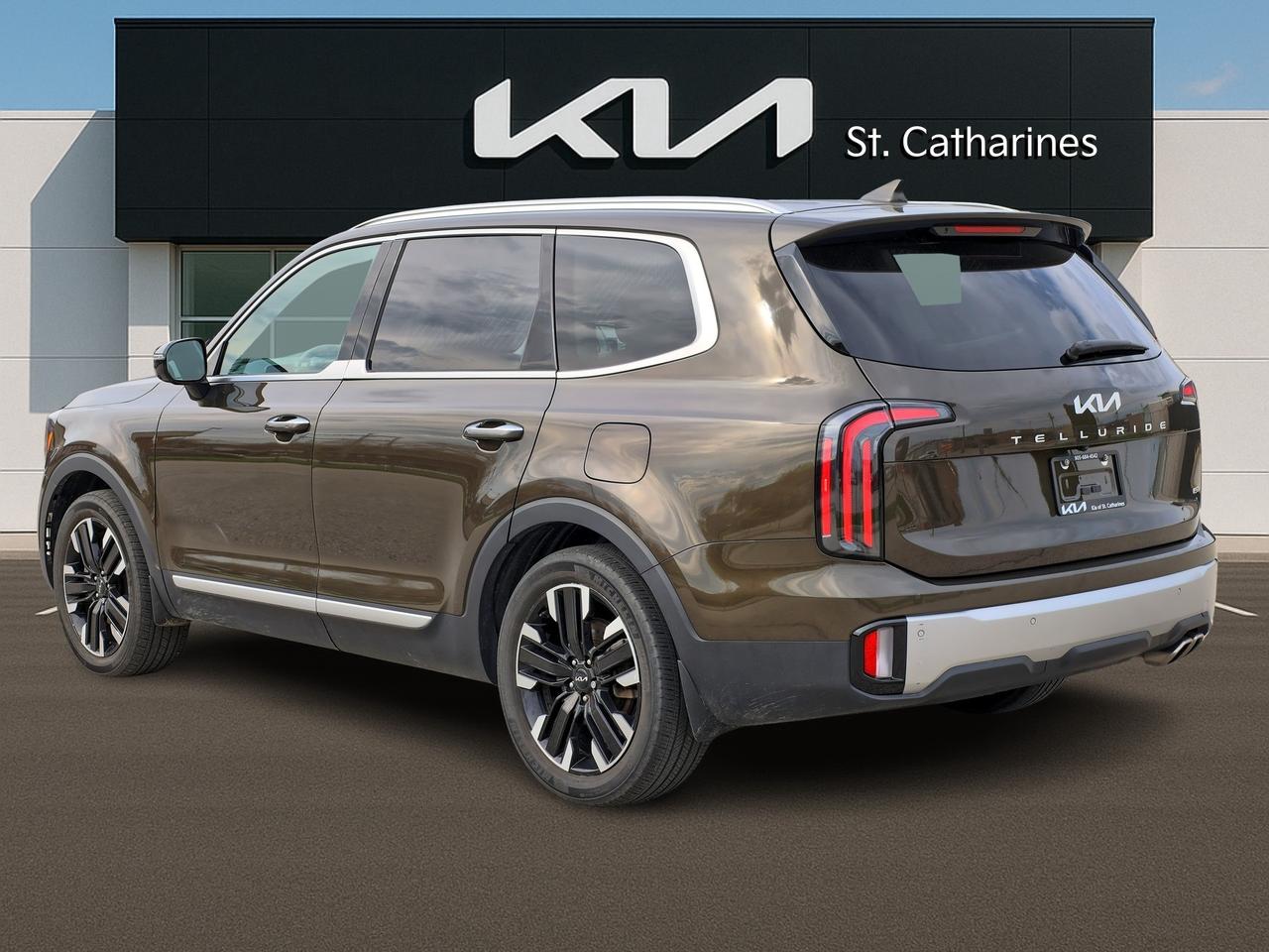 2023 Kia Telluride SX Limited   HUD   Nappa Leather   FDM Photo