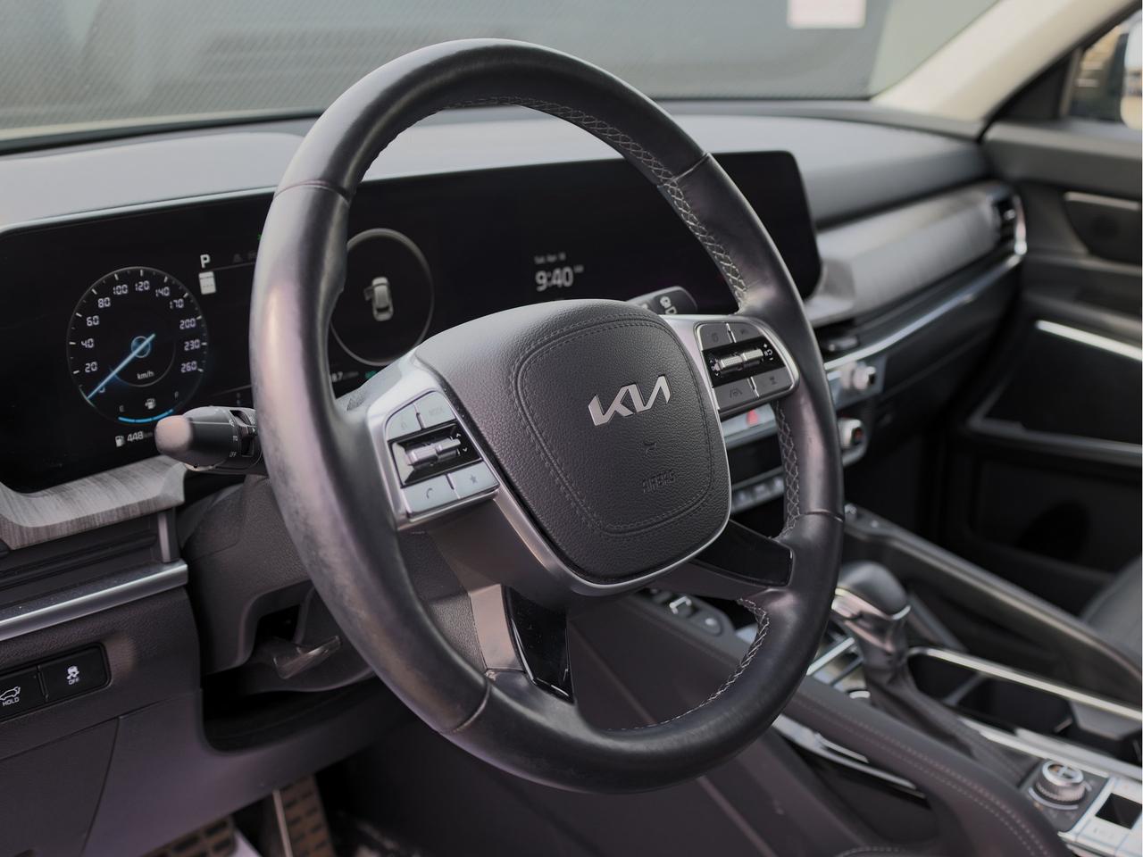 2023 Kia Telluride SX Limited   HUD   Nappa Leather   FDM Photo
