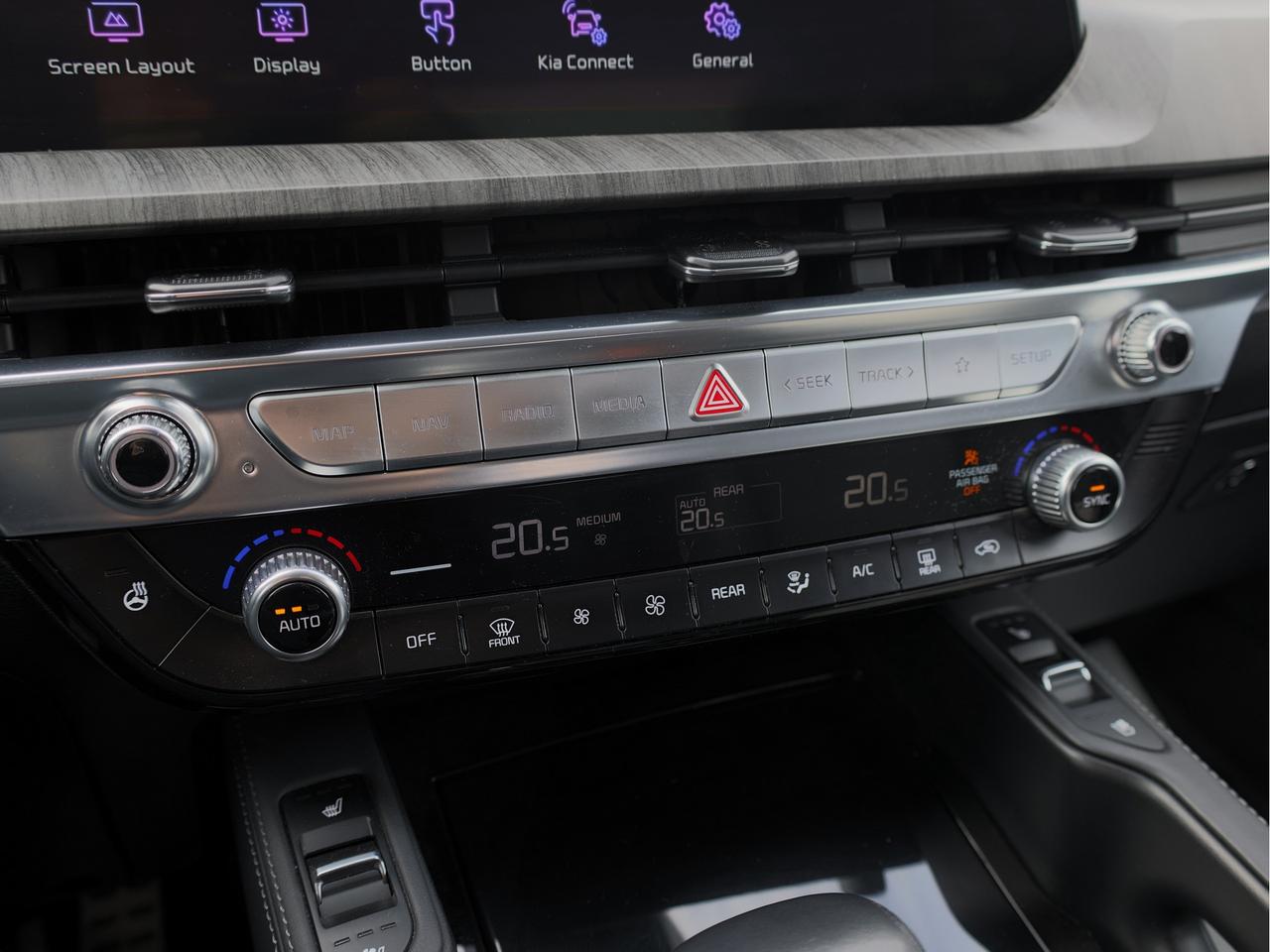 2023 Kia Telluride SX Limited   HUD   Nappa Leather   FDM Photo